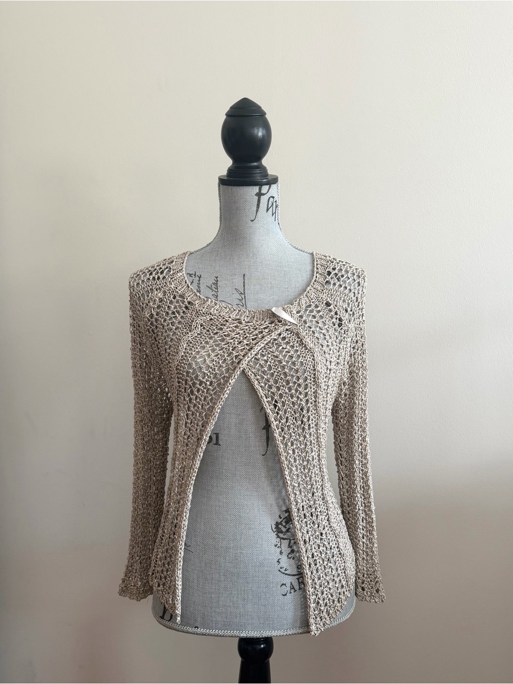 Stunning vintage Diana metallic open-knit top/cardigan ✨